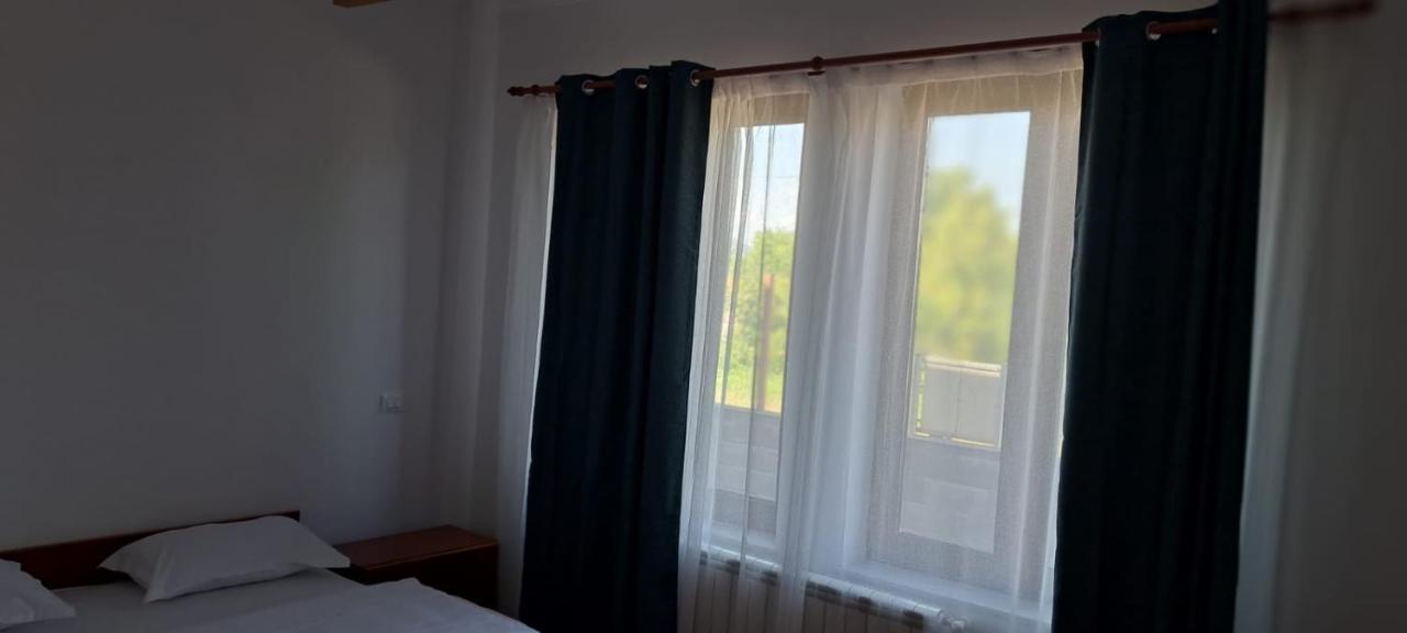 Casa Francesca Διαμέρισμα Comanesti  Εξωτερικό φωτογραφία
